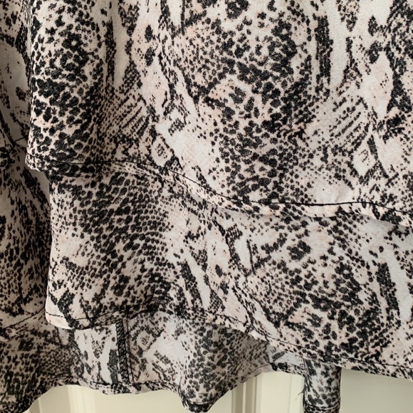 Ophelia Roe tunic top - Picture 4 of 5